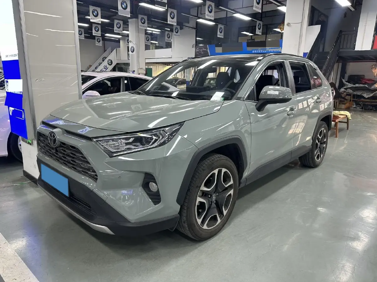 2022 Toyota RAV4 2.0L 171HP L4 CVT