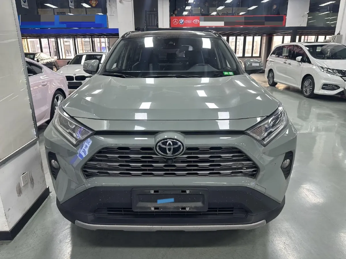 2022 Toyota RAV4 2.0L 171HP L4 CVT,autocango,china used car exporter,china ev exporter,chinese used car exporter,chinese used ev exporter