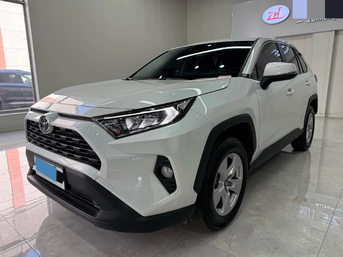 2024 Toyota RAV4 2.0L 171HP L4 CVT,autocango,china used car exporter,china ev exporter,chinese used car exporter,chinese used ev exporter