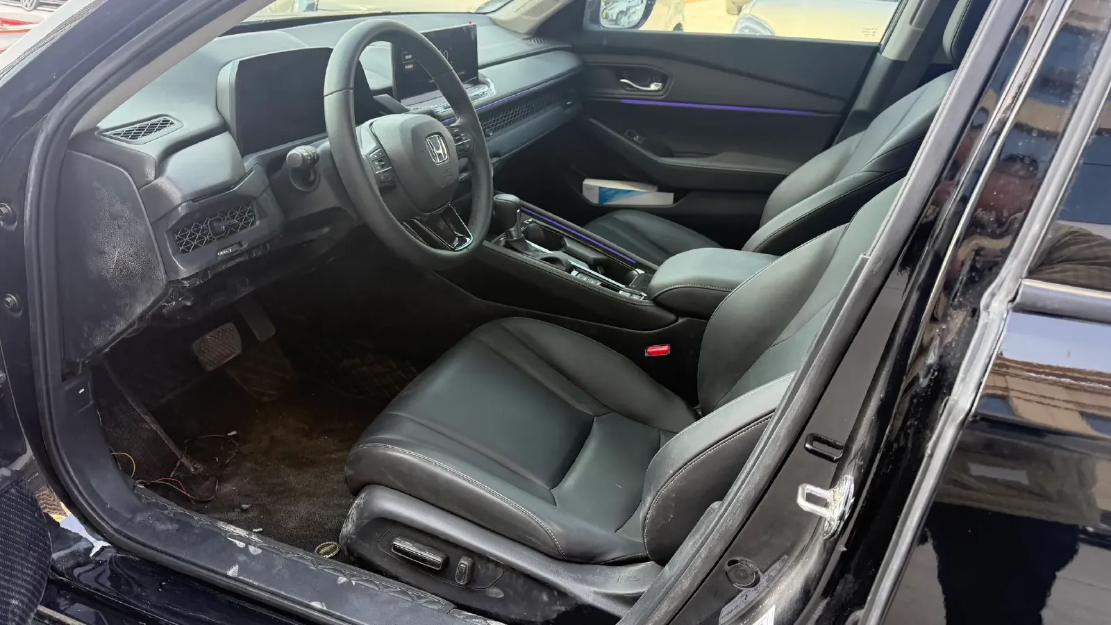 2025 Honda Accord 1.5T 192HP L4 CVT,autocango,china used car exporter,china ev exporter,chinese used car exporter,chinese used ev exporter