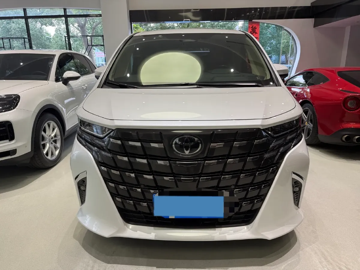 2024 Toyota Alphard 2.5L 190HP L4 E-CVT Hybrid,autocango,china used car exporter,china ev exporter,chinese used car exporter,chinese used ev exporter