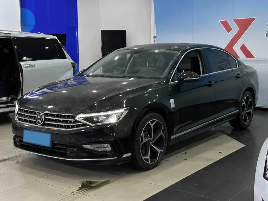 2023 Volkswagen Magotan 2.0T 186HP L4 7DCT