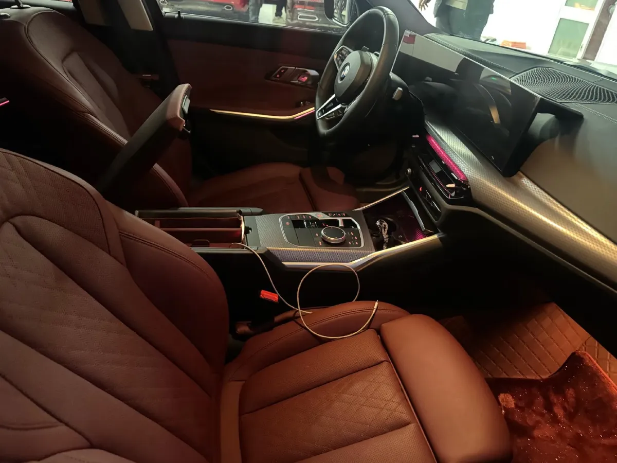 2025 BMW 3 Series 2.0T 245HP L4 8AT,autocango,china used car exporter,china ev exporter,chinese used car exporter,chinese used ev exporter