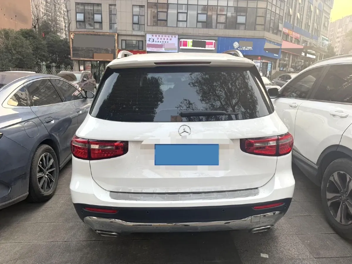 2020 Mercedes-Benz GLB Class 1.3T 136HP L4 7DCT,autocango,china used car exporter,china ev exporter,chinese used car exporter,chinese used ev exporter