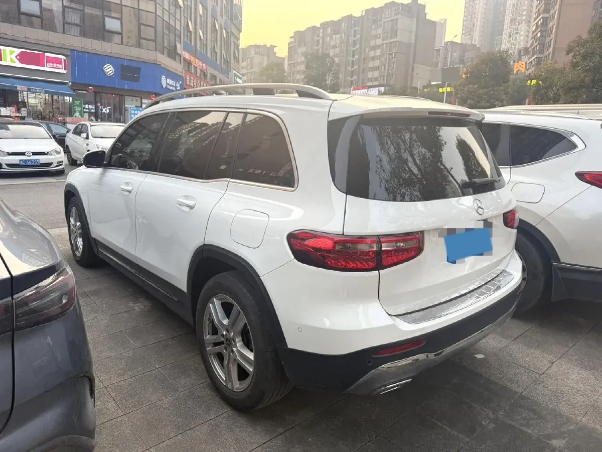 2020 Mercedes-Benz GLB Class 1.3T 136HP L4 7DCT,autocango,china used car exporter,china ev exporter,chinese used car exporter,chinese used ev exporter