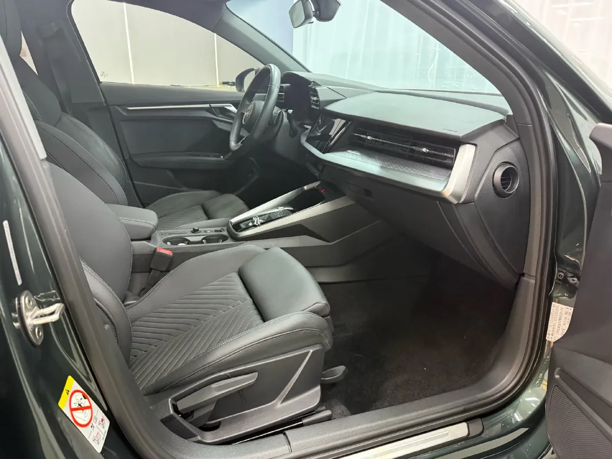 2021 Audi A3 1.4T 150HP L4 7DCT,autocango,china used car exporter,china ev exporter,chinese used car exporter,chinese used ev exporter