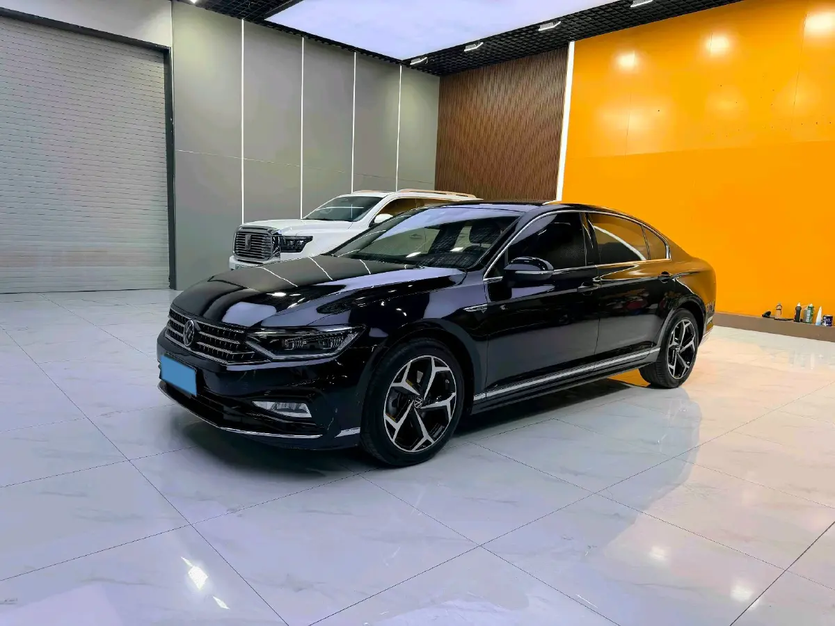 2023 Volkswagen Magotan 2.0T 186HP L4 7DCT