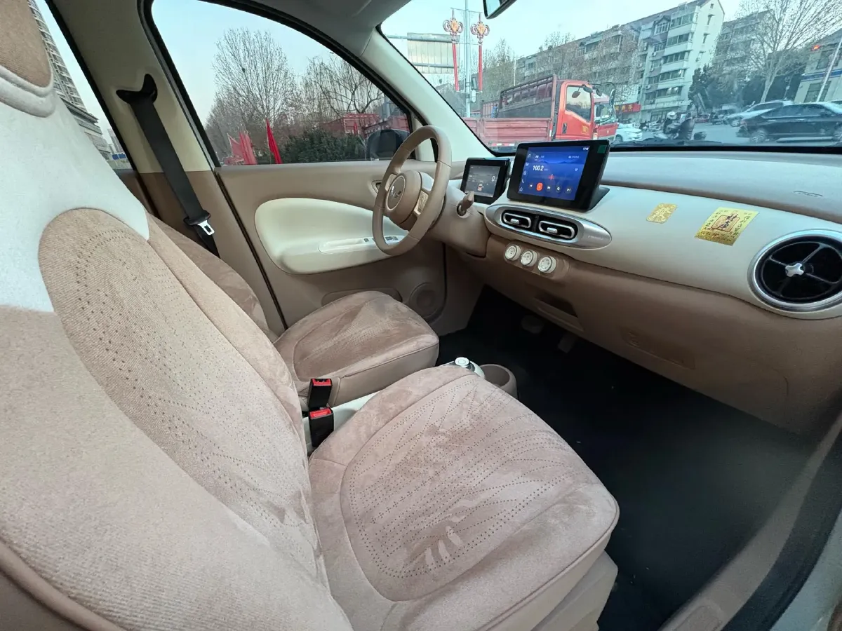 2025 WuLing HongGuang MINI EV BEV 16.2KWH,autocango,china used car exporter,china ev exporter,chinese used car exporter,chinese used ev exporter