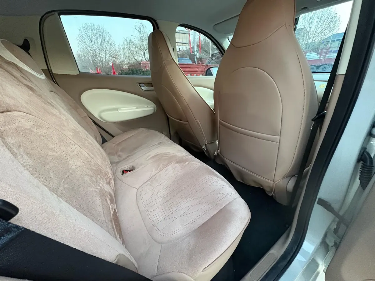 2025 WuLing HongGuang MINI EV BEV 16.2KWH,autocango,china used car exporter,china ev exporter,chinese used car exporter,chinese used ev exporter