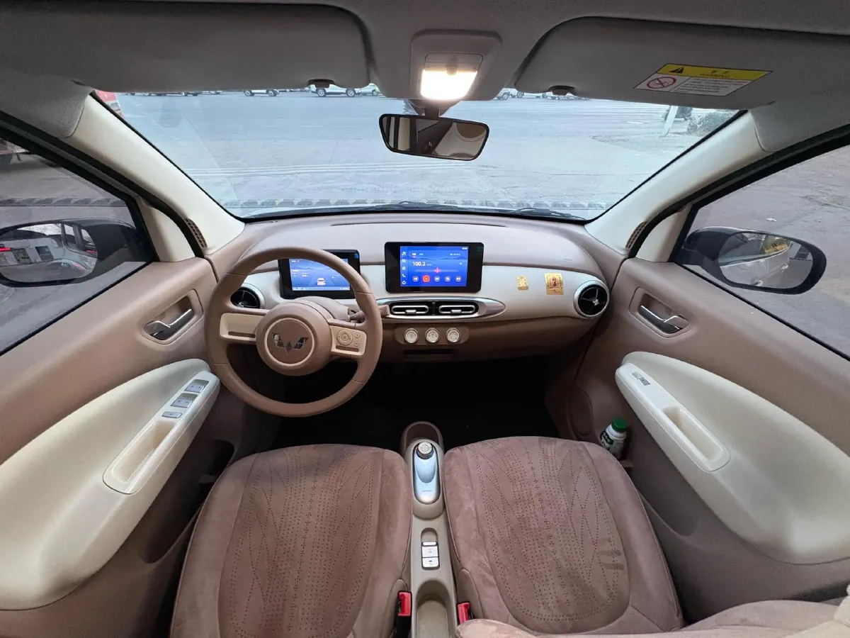 2025 WuLing HongGuang MINI EV BEV 16.2KWH,autocango,china used car exporter,china ev exporter,chinese used car exporter,chinese used ev exporter