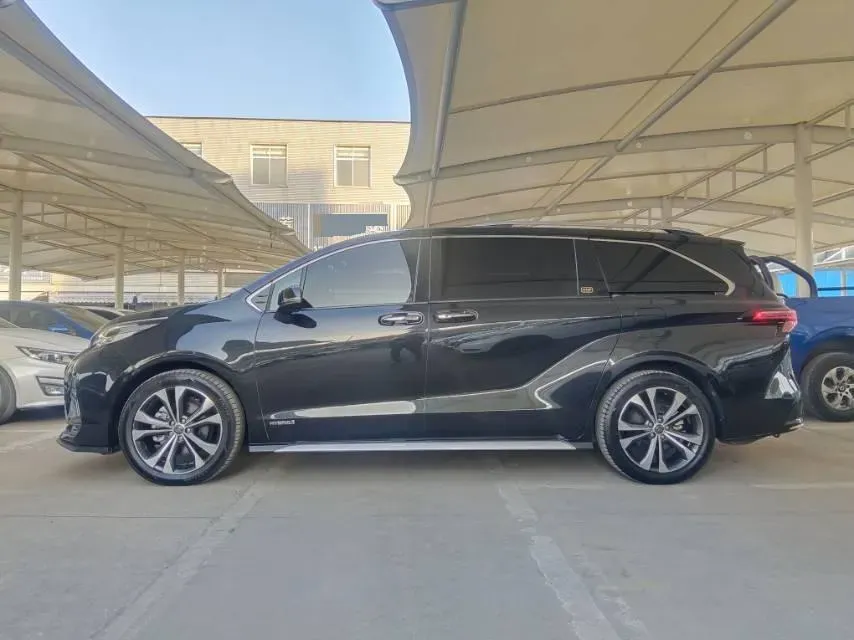 2023 Toyota Granvia 2.5L 189HP L4 E-CVT Hybrid,autocango,china used car exporter,china ev exporter,chinese used car exporter,chinese used ev exporter