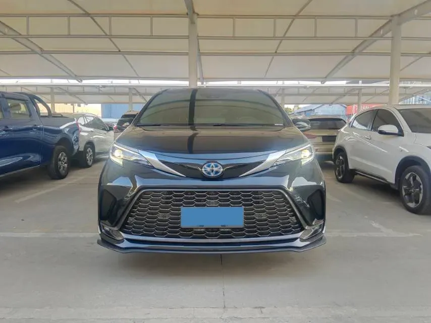 2023 Toyota Granvia 2.5L 189HP L4 E-CVT Hybrid,autocango,china used car exporter,china ev exporter,chinese used car exporter,chinese used ev exporter