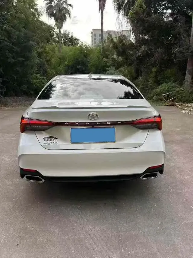 2022 Toyota Avalon 2.5L 209HP L4 8AT,autocango,china used car exporter,china ev exporter,chinese used car exporter,chinese used ev exporter