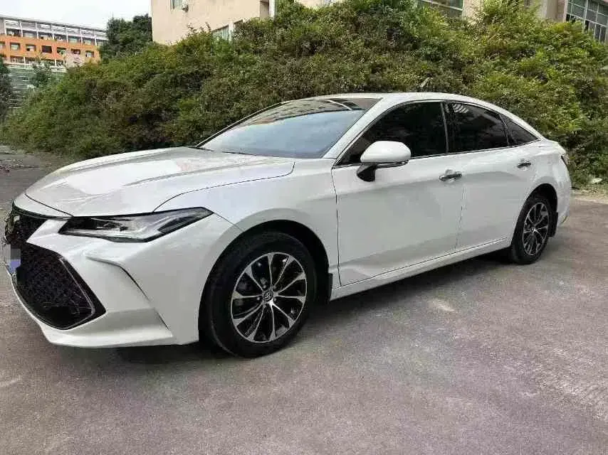 2022 Toyota Avalon 2.5L 209HP L4 8AT