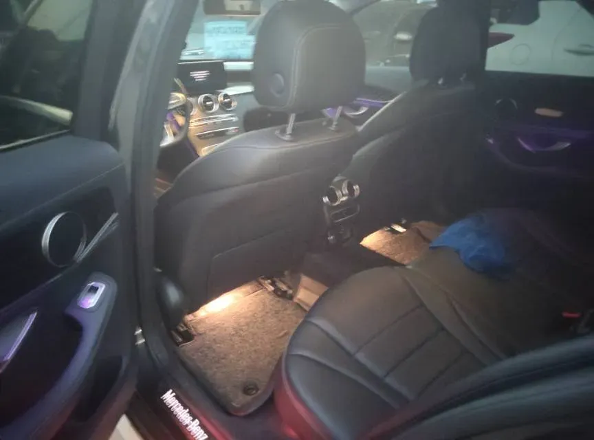 2020 Mercedes-Benz C Class 1.5T 184HP L4 9AT,autocango,china used car exporter,china ev exporter,chinese used car exporter,chinese used ev exporter