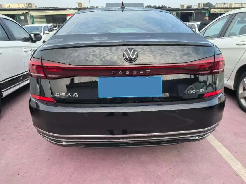 2024 Volkswagen Passat 2.0T 186HP L4 7DCT,autocango,china used car exporter,china ev exporter,chinese used car exporter,chinese used ev exporter
