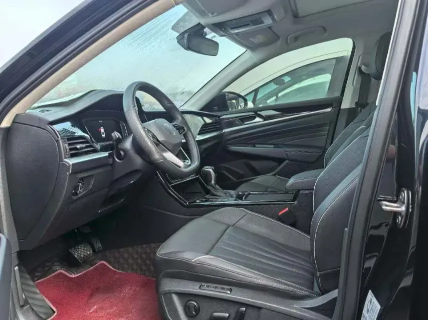 2024 Volkswagen Passat 2.0T 186HP L4 7DCT,autocango,china used car exporter,china ev exporter,chinese used car exporter,chinese used ev exporter