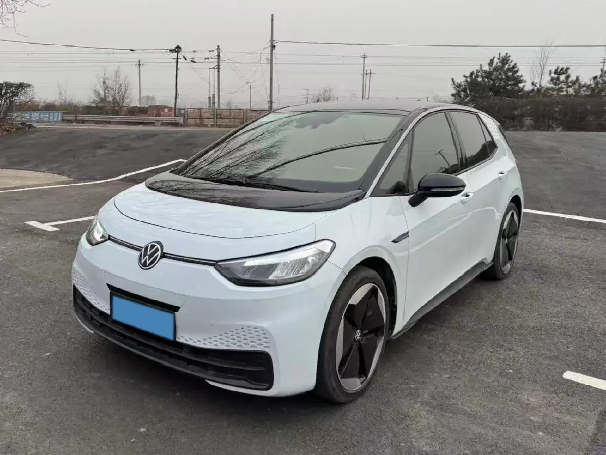 2023 Volkswagen ID.3 BEV 52.8KWH