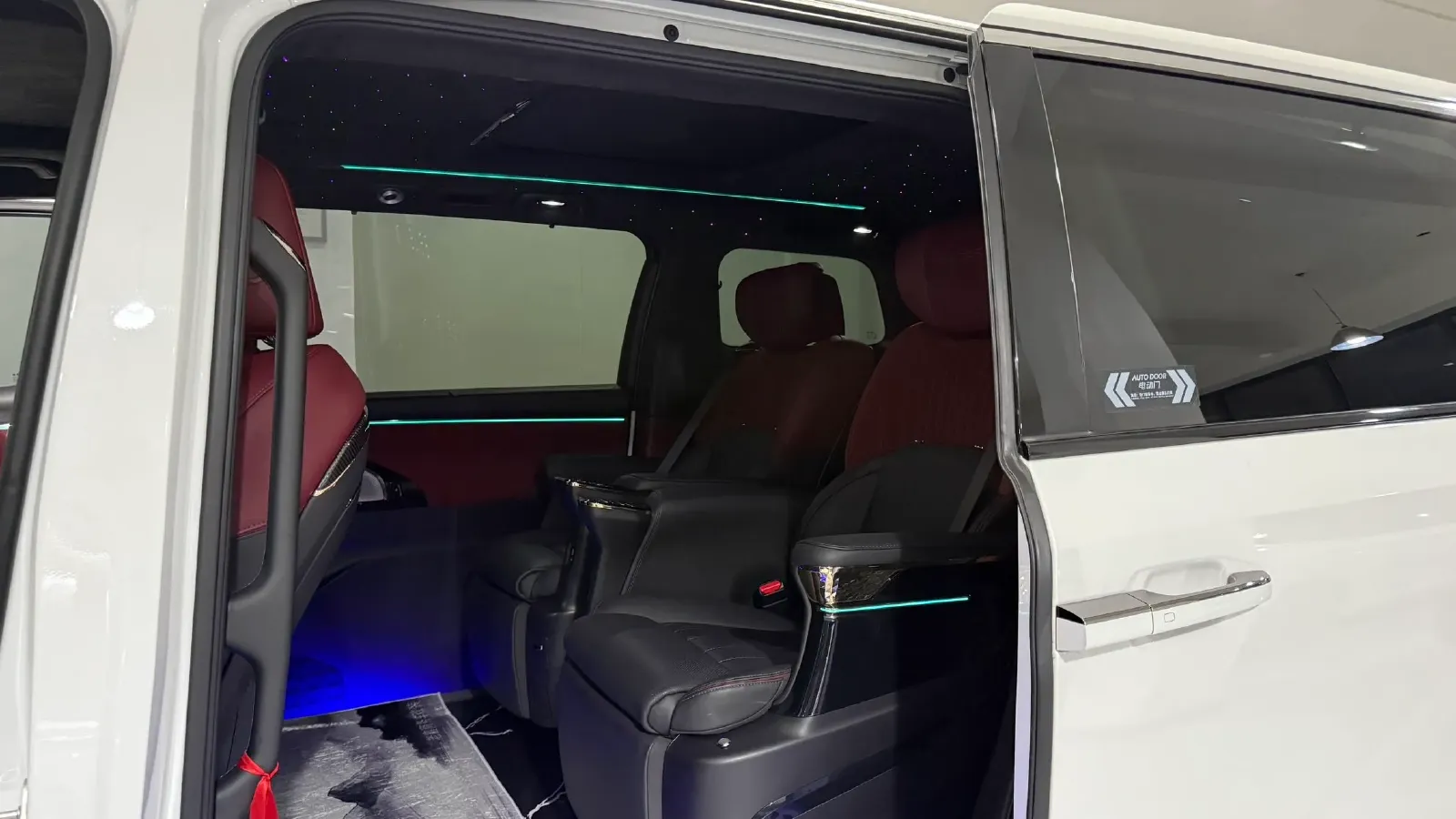 2023 GAC Trumpchi M8 2.0T 190HP L4 E-CVT Hybrid,autocango,china used car exporter,china ev exporter,chinese used car exporter,chinese used ev exporter