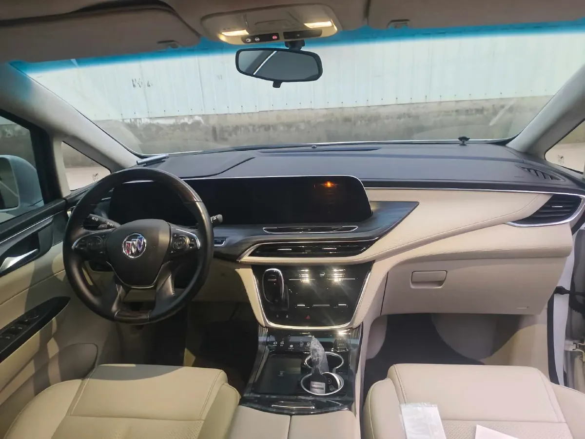 2022 Buick GL8 2.0T 237HP L4 9AT,autocango,china used car exporter,china ev exporter,chinese used car exporter,chinese used ev exporter