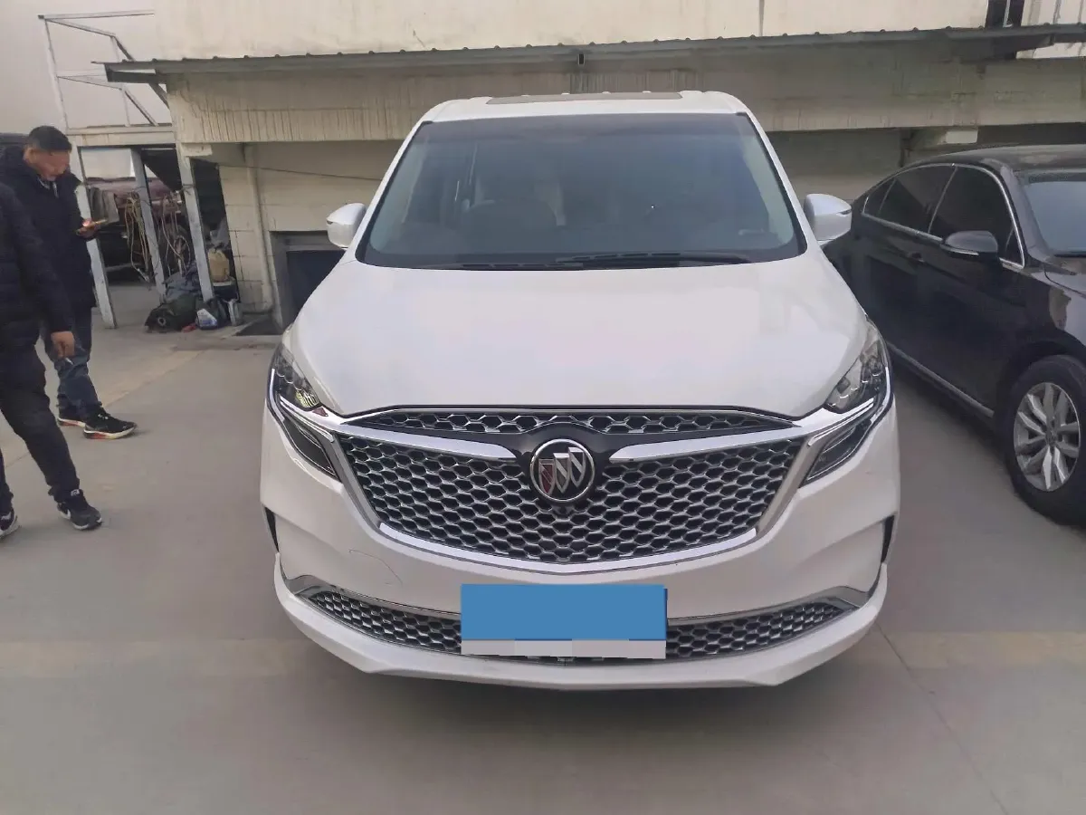 2022 Buick GL8 2.0T 237HP L4 9AT,autocango,china used car exporter,china ev exporter,chinese used car exporter,chinese used ev exporter