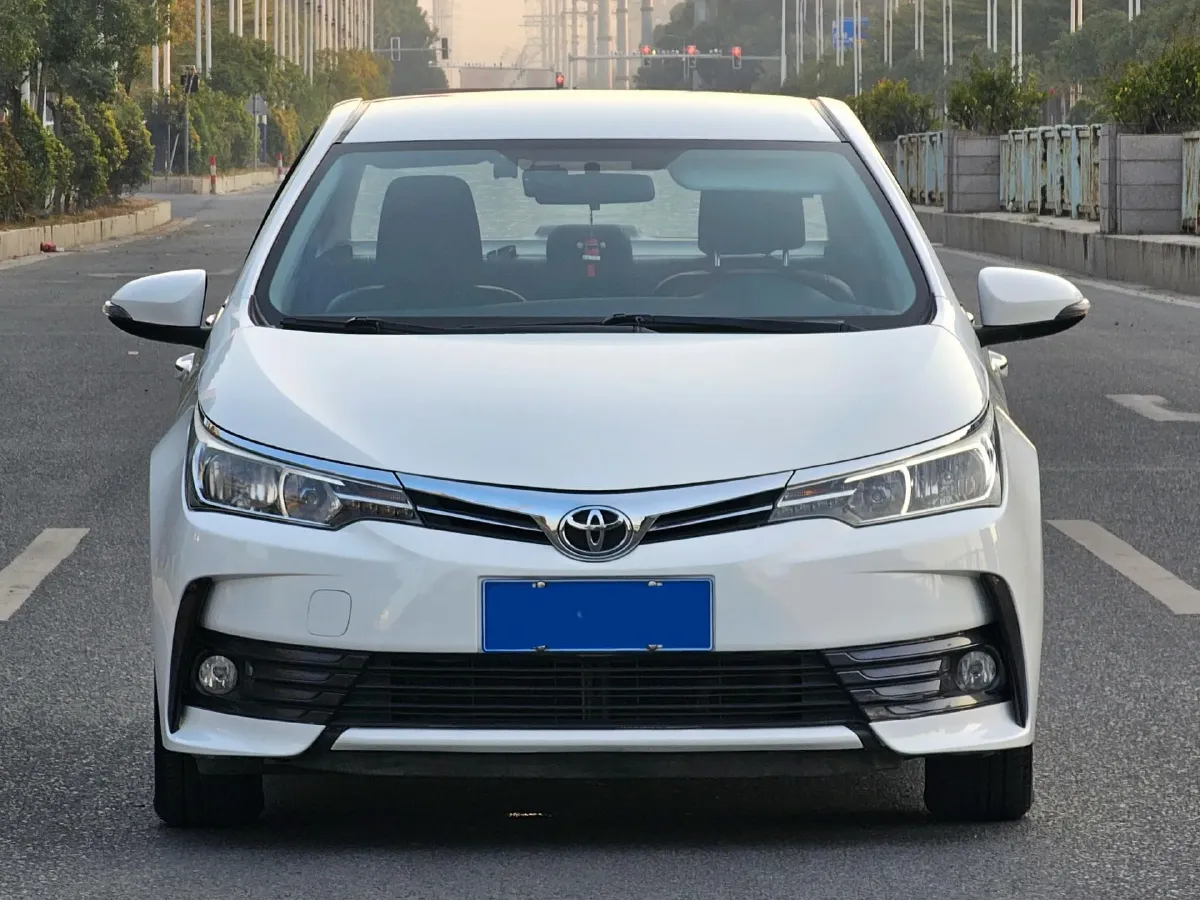 2017 Toyota Corolla 1.2T 116HP L4 CVT,autocango,china used car exporter,china ev exporter,chinese used car exporter,chinese used ev exporter