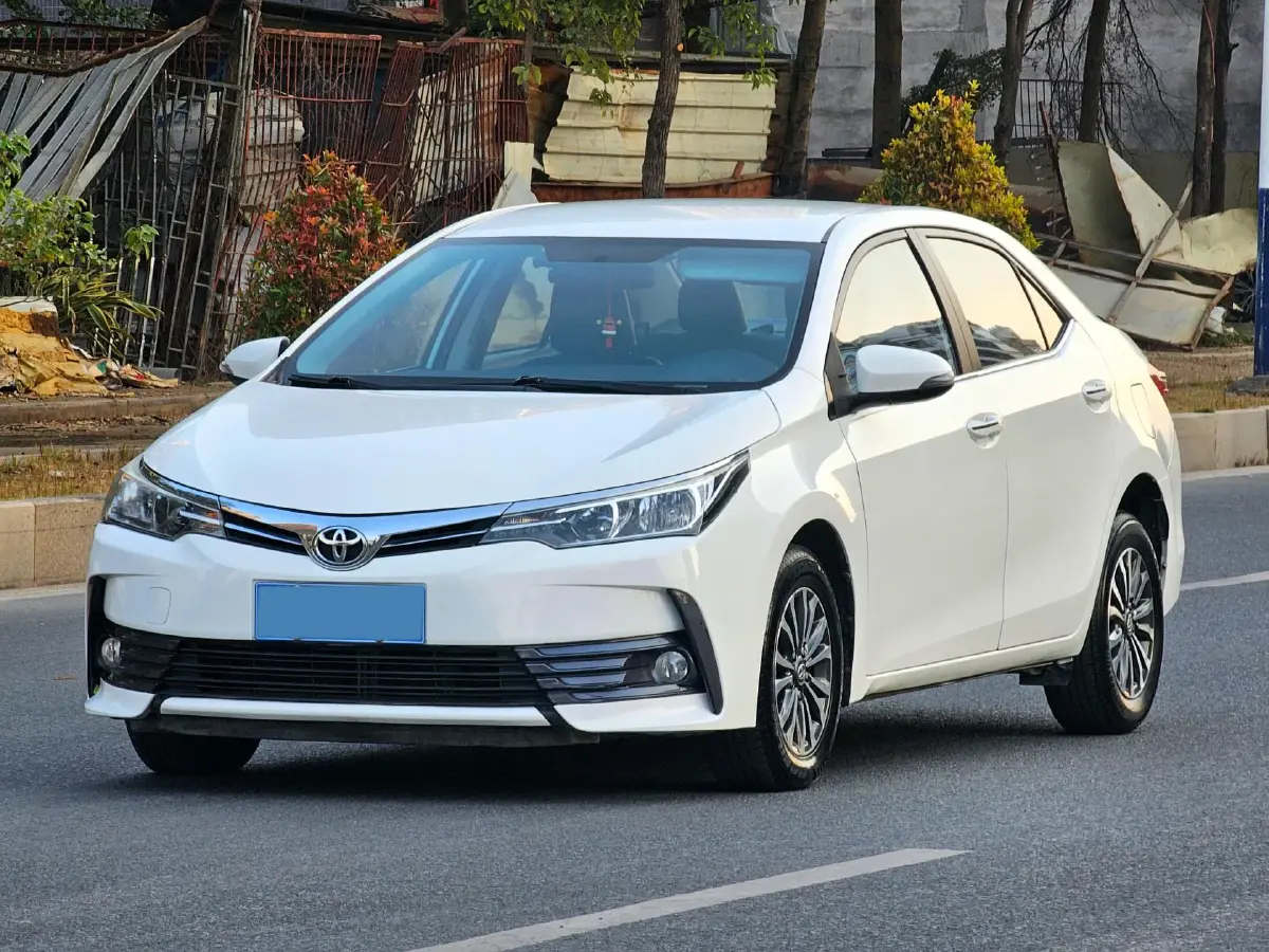 2017 Toyota Corolla 1.2T 116HP L4 CVT