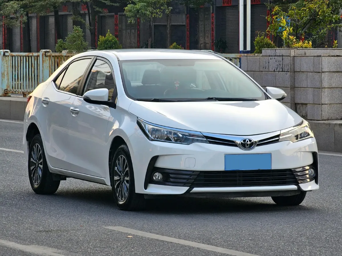 2017 Toyota Corolla 1.2T 116HP L4 CVT,autocango,china used car exporter,china ev exporter,chinese used car exporter,chinese used ev exporter