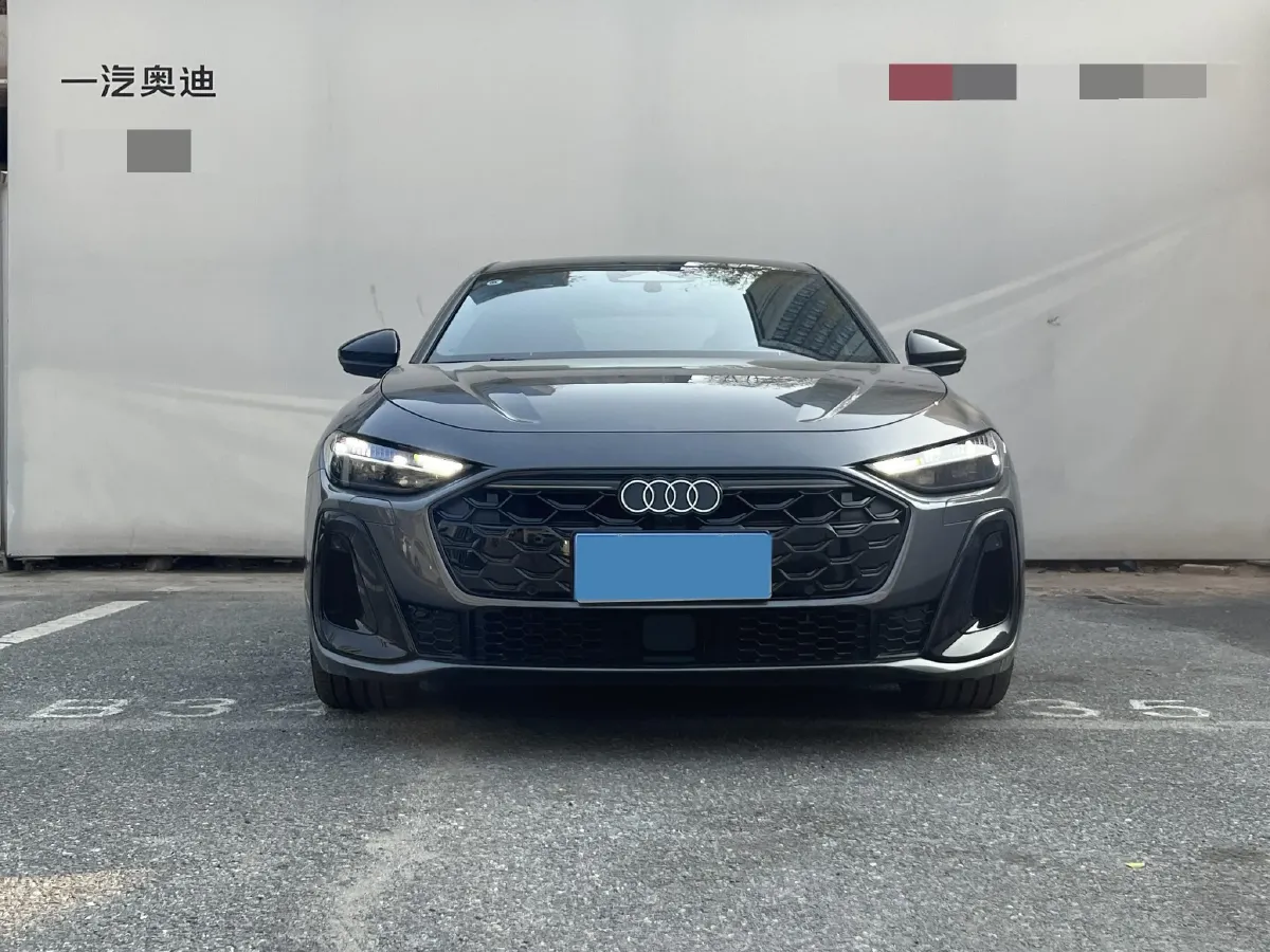 2026 Audi A5L 2.0T 204HP L4 7DCT,autocango,china used car exporter,china ev exporter,chinese used car exporter,chinese used ev exporter