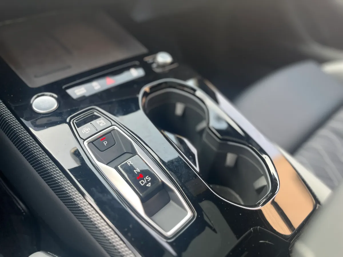 2026 Audi A5L 2.0T 204HP L4 7DCT,autocango,china used car exporter,china ev exporter,chinese used car exporter,chinese used ev exporter