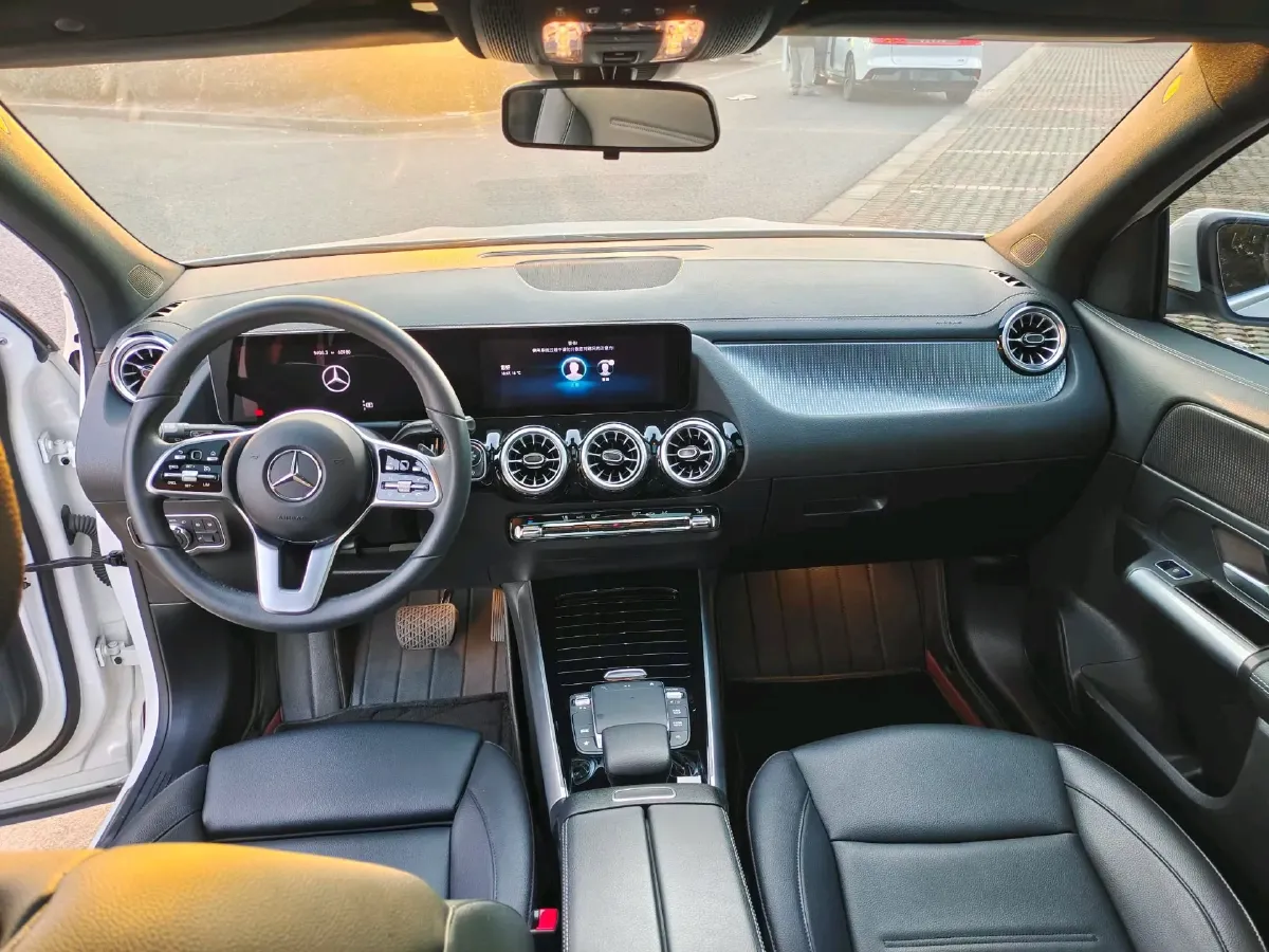 2023 Mercedes-Benz GLA Class 1.3T 163HP L4 7DCT,autocango,china used car exporter,china ev exporter,chinese used car exporter,chinese used ev exporter