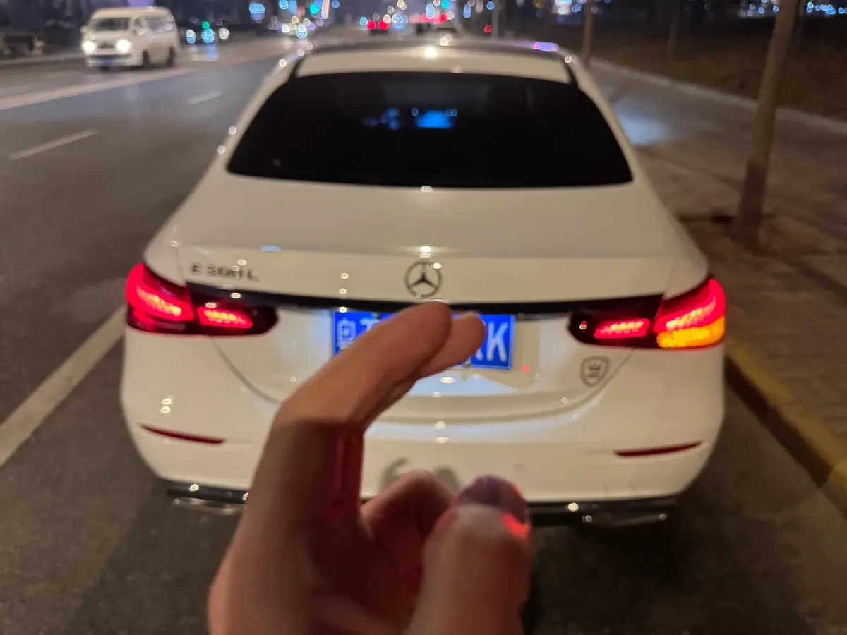 2023 Mercedes-Benz E Class 2.0T 258HP L4 9AT,autocango,china used car exporter,china ev exporter,chinese used car exporter,chinese used ev exporter