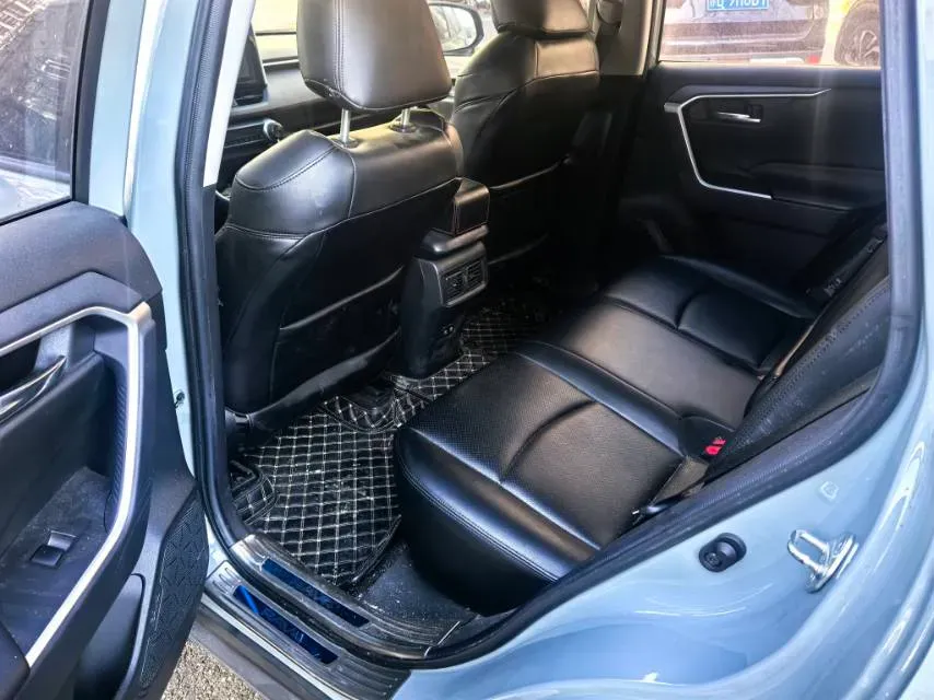 2020 Toyota RAV4 2.0L 171HP L4 CVT,autocango,china used car exporter,china ev exporter,chinese used car exporter,chinese used ev exporter