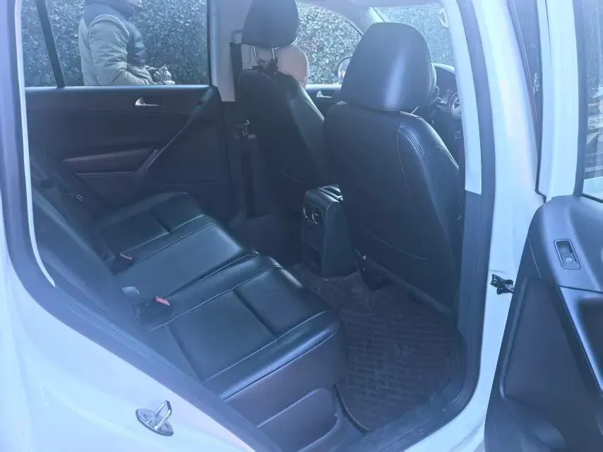 2020 Toyota RAV4 2.0L 171HP L4 CVT,autocango,china used car exporter,china ev exporter,chinese used car exporter,chinese used ev exporter