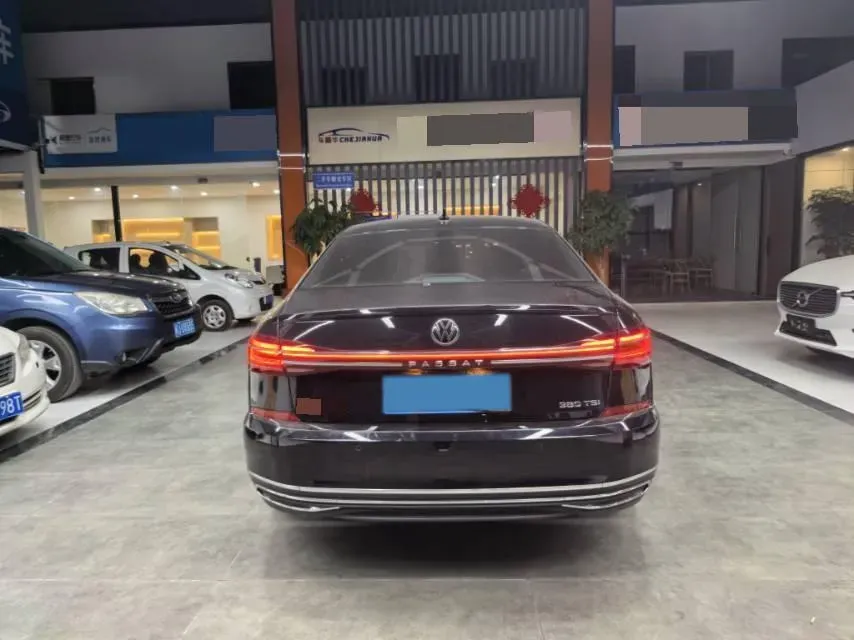 2023 Volkswagen Passat 2.0T 220HP L4 7DCT,autocango,china used car exporter,china ev exporter,chinese used car exporter,chinese used ev exporter