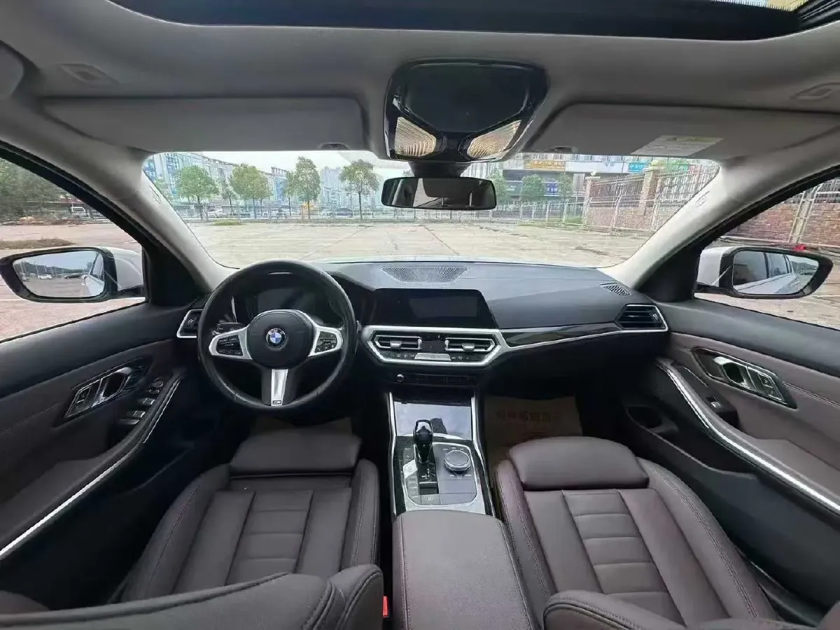 2020 BMW 3 Series 2.0T 184HP L4 8AT,autocango,china used car exporter,china ev exporter,chinese used car exporter,chinese used ev exporter