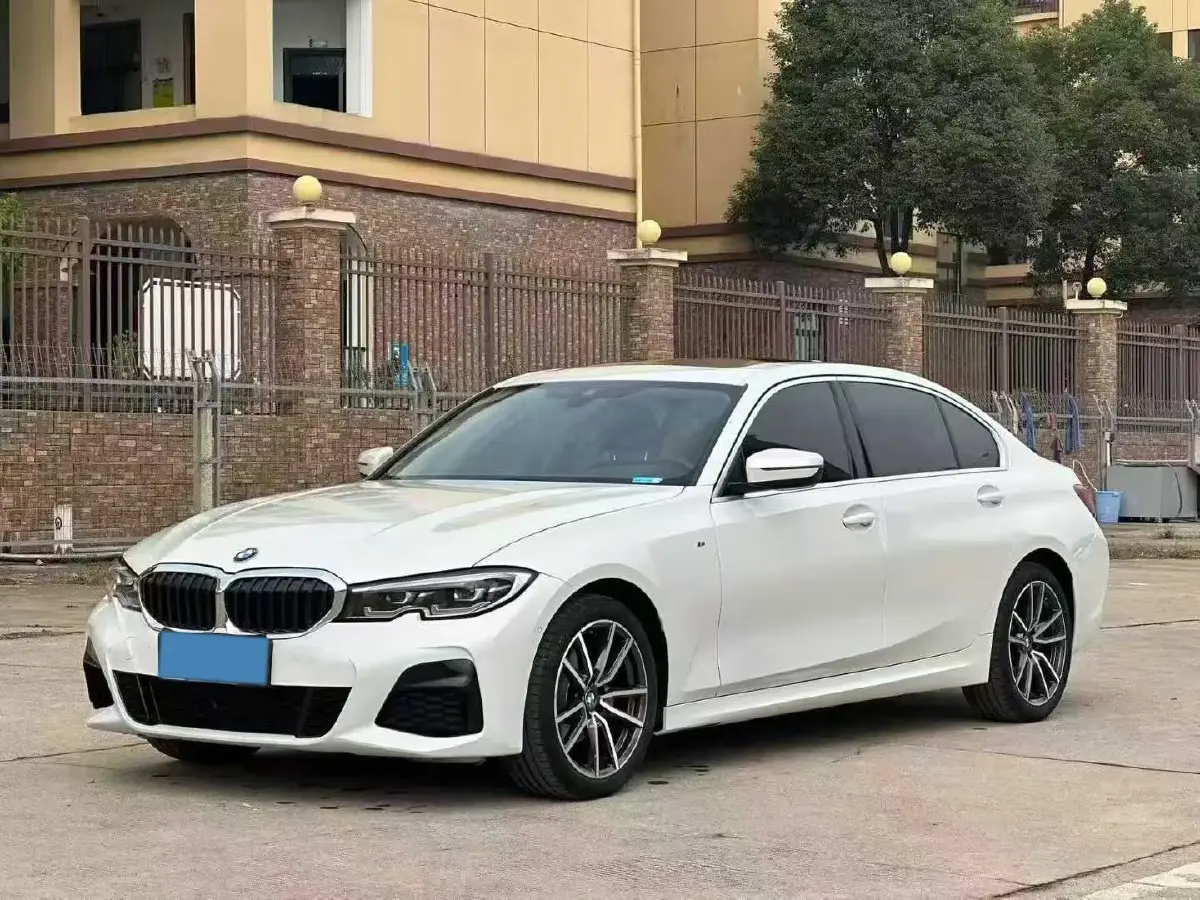 2020 BMW 3 Series 2.0T 184HP L4 8AT