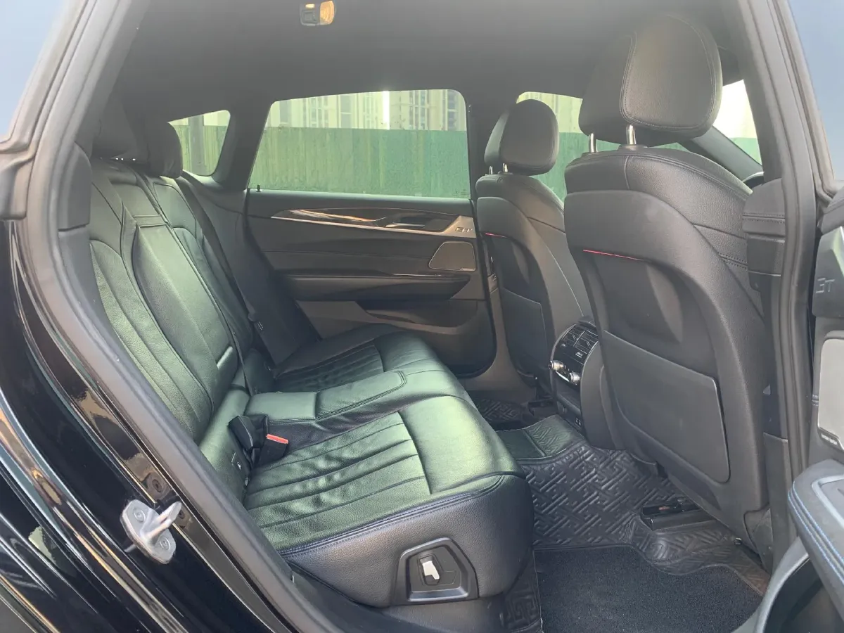 2021 BMW 6 Series GT 2.0T 258HP L4 8AT,autocango,china used car exporter,china ev exporter,chinese used car exporter,chinese used ev exporter
