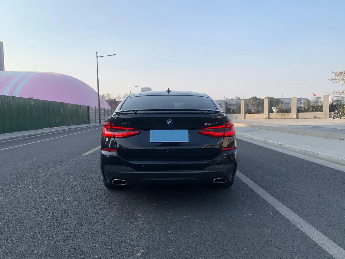 2021 BMW 6 Series GT 2.0T 258HP L4 8AT,autocango,china used car exporter,china ev exporter,chinese used car exporter,chinese used ev exporter