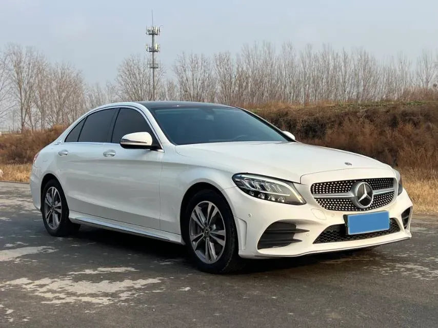 2021 Mercedes-Benz C Class 1.5T 156HP L4 9AT,autocango,china used car exporter,china ev exporter,chinese used car exporter,chinese used ev exporter