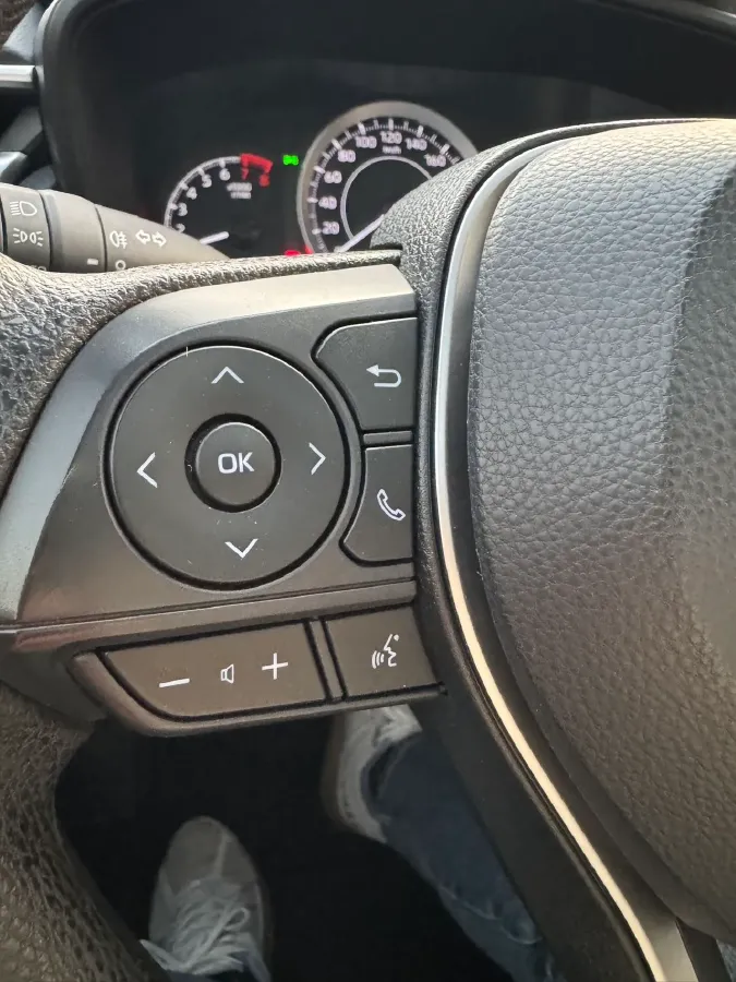 2023 Toyota Frontlander 2.0L 171HP L4 CVT,autocango,china used car exporter,china ev exporter,chinese used car exporter,chinese used ev exporter