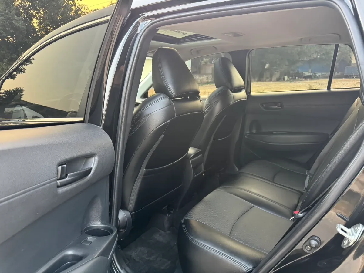 2023 Toyota Frontlander 2.0L 171HP L4 CVT,autocango,china used car exporter,china ev exporter,chinese used car exporter,chinese used ev exporter