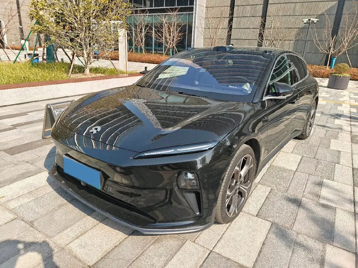 2024 NIO ET5T BEV 75KWH