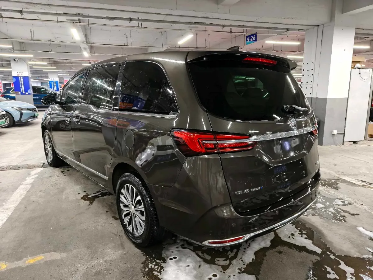 2022 Buick GL8 2.0T 237HP L4 9AT,autocango,china used car exporter,china ev exporter,chinese used car exporter,chinese used ev exporter