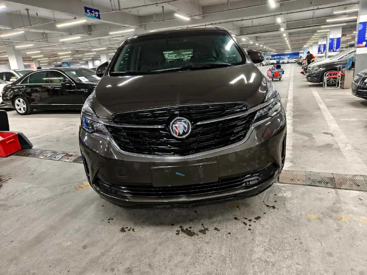 2022 Buick GL8 2.0T 237HP L4 9AT,autocango,china used car exporter,china ev exporter,chinese used car exporter,chinese used ev exporter