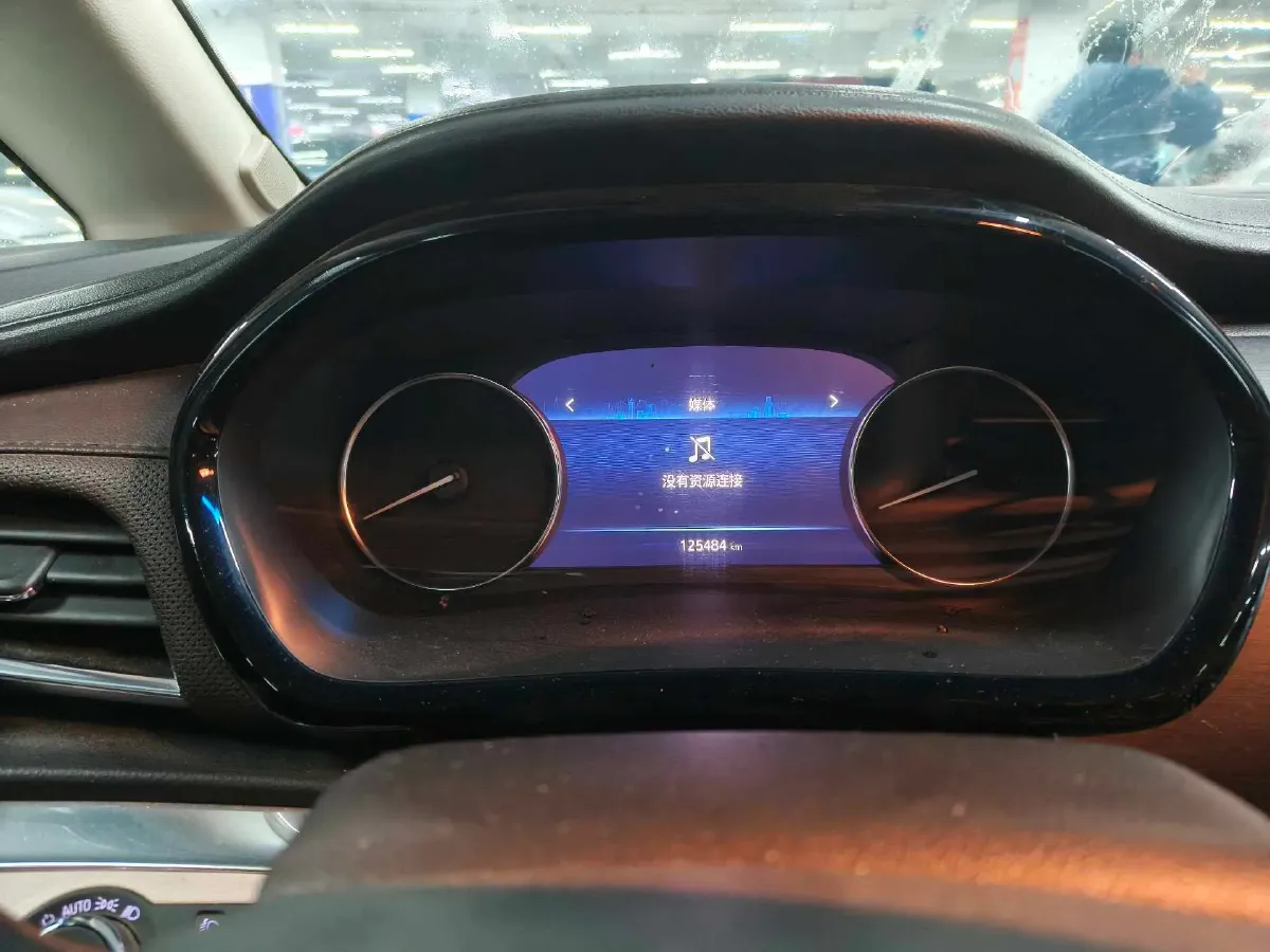 2022 Buick GL8 2.0T 237HP L4 9AT,autocango,china used car exporter,china ev exporter,chinese used car exporter,chinese used ev exporter