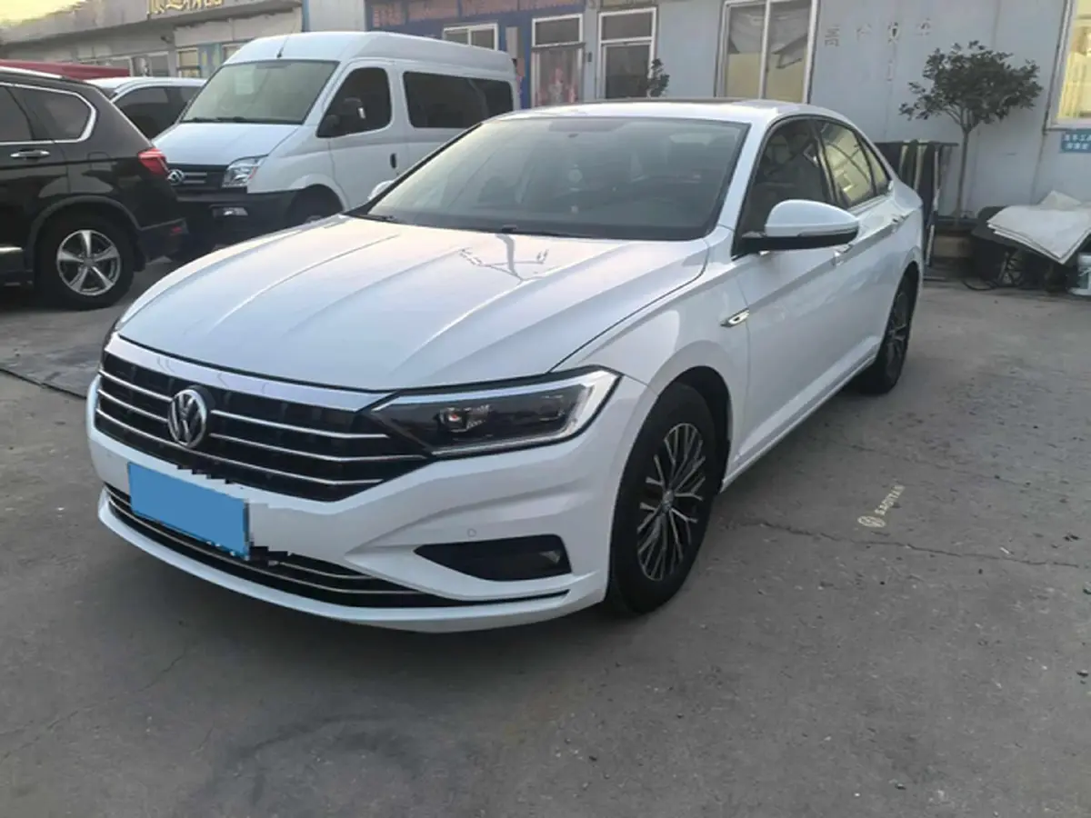 2021 Volkswagen Sagitar 1.4T 150HP L4 7DCT