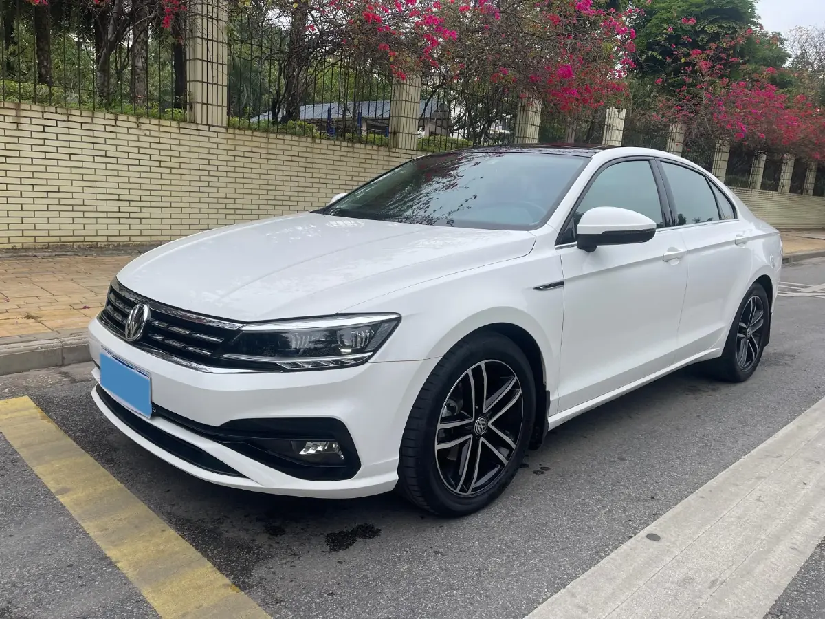2021 Volkswagen Lamando 1.4T 150HP L4 7DCT