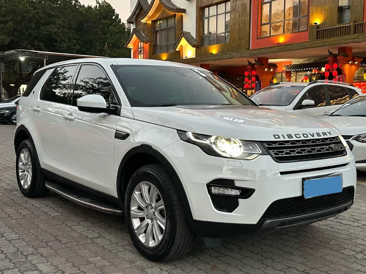 2018 Land Rover Discovery Sport 2.0T 241HP L4 9AT,autocango,china used car exporter,china ev exporter,chinese used car exporter,chinese used ev exporter