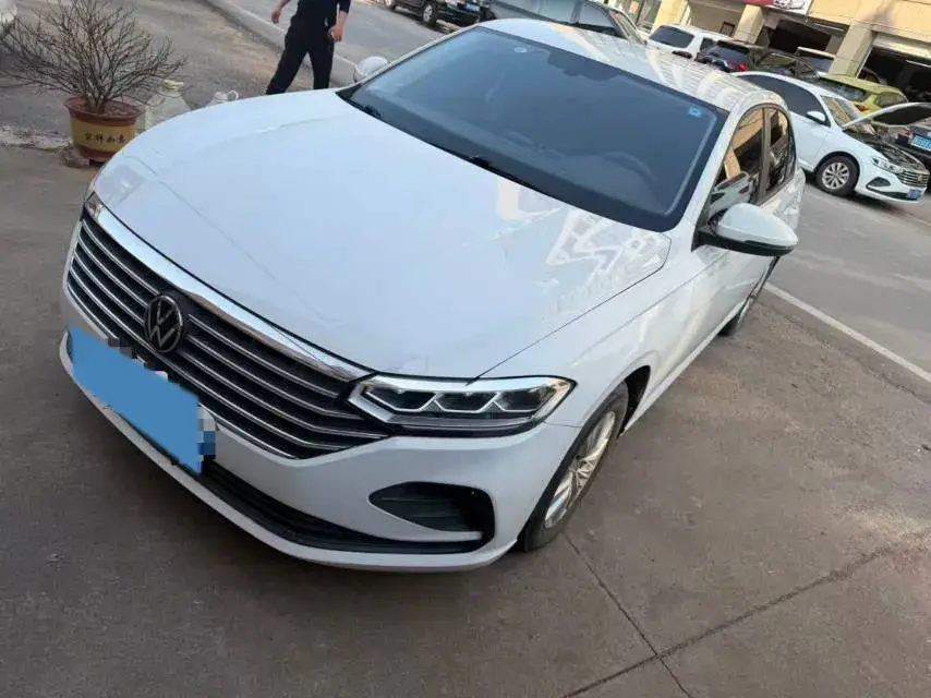 2023 Volkswagen Lavida 1.5L 113HP L4 6AT